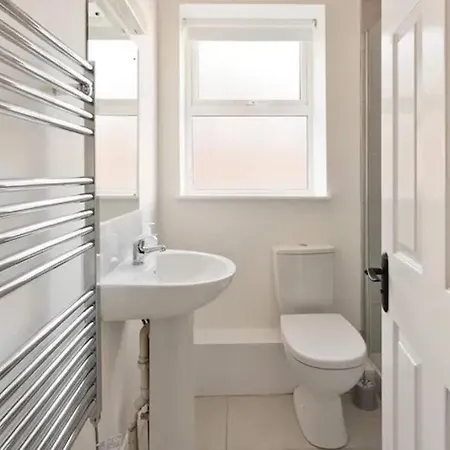 Near Guinness & Heuston Station Apartment *