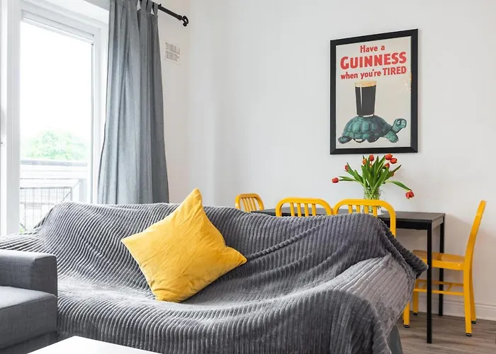 Near Guinness & Heuston Station דירה דבלין