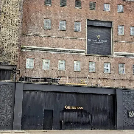 Near Guinness & Heuston Station *