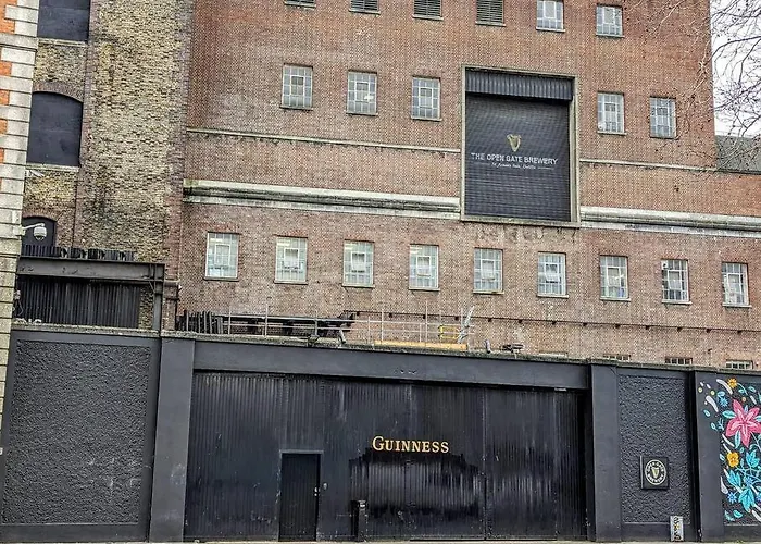 Near Guinness & Heuston Station *